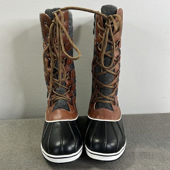NWOT Winter Boots Gray and Brown Thinsulate Size 8 - Picture 2 of 8